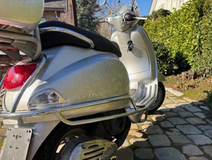 VESPA LX 125, Fietsen en Brommers, Scooters | Vespa, Zo goed als nieuw, Vespa LX, Klasse B (45 km/u), Benzine, Ophalen