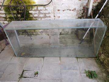Terrarium ou aquaterrarium spécial tortue  150X60X30 beschikbaar voor biedingen