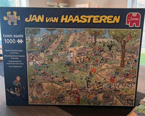 Jan Van Haasteren "Veldrijden" (1000stuks), Hobby en Vrije tijd, Denksport en Puzzels, Zo goed als nieuw, Legpuzzel, 500 t/m 1500 stukjes