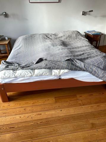 Auping bed 180x200 met verstelbare bodems beschikbaar voor biedingen