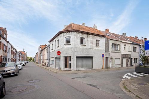Te renoveren gezinswoning nabij het centrum van Sint-Niklaas, Immo, Huizen en Appartementen te koop, Provincie Oost-Vlaanderen