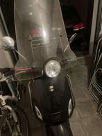 Scooter vespa look, Fietsen en Brommers, Scooters | Vespa, Ophalen of Verzenden, Zo goed als nieuw