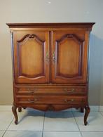 Kerselaar bar kast, Ophalen