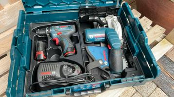 Bosch Professional GKS 10,8 V-LI + GSR 10,8 2 V-LI + 2 Accu beschikbaar voor biedingen