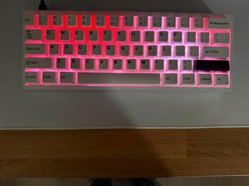 Wooring 60 He + Tofu 60 redux met brass gewicht beschikbaar voor biedingen