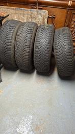 kit kia sportage 4 pneus hiver + 4 jantes très bon etat, Autos : Pièces & Accessoires, Pneus & Jantes, Pneus et Jantes, Véhicule de tourisme