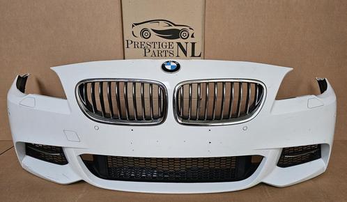 Voorbumper BMW 5 Serie F10 F11 M Pakket Origineel Bumper, Auto-onderdelen, Carrosserie, Bumper, Voor, Gebruikt, Ophalen of Verzenden