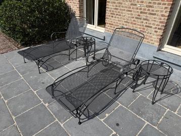 Ligbedden Royal Botania met bijzettafels  beschikbaar voor biedingen