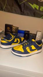 Nike Dunk Low UCLA, Vêtements | Hommes, Chaussures, Autres couleurs, Nike, Porté, Baskets