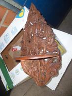 GESCHULPTEERD HANGREKJE, Ophalen