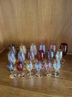 Gekleurd glasservies, Antiek en Kunst, Ophalen