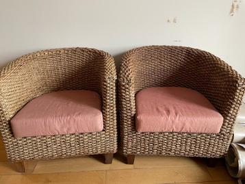 Rieten stoelen te koop beschikbaar voor biedingen