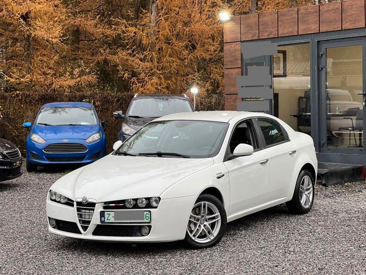 Alfa Romeo 159 2.0jtd 163cv euro5 full opt nieuw urgent, Auto's, Alfa Romeo, Particulier, USB, Diesel, Euro 5, Leder, Ophalen