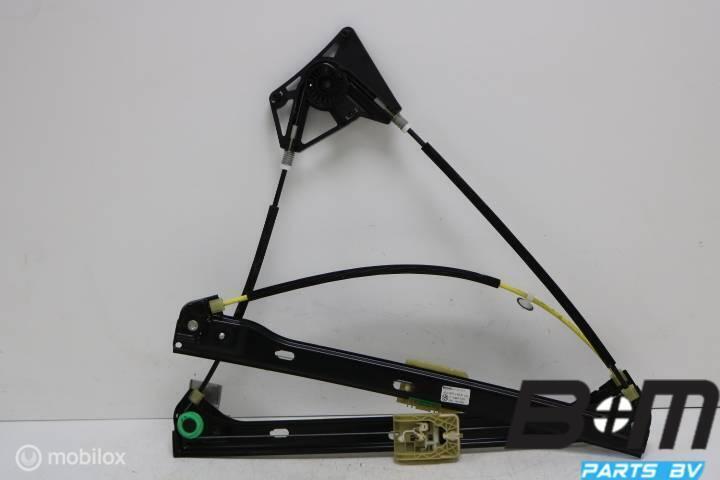 Raammechaniek rechtsvoor VW Sportsvan 510837462E, Auto-onderdelen, Ruiten en Toebehoren, Gebruikt