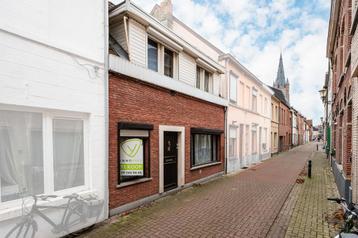 Woning te koop in Eeklo, 3 slpks beschikbaar voor biedingen
