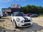 Mini One benzine / 123.000km / garantie!, Voorwielaandrijving, Stof, Zwart, 4 cilinders