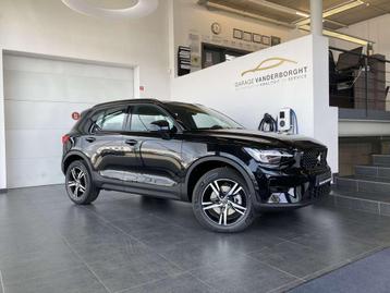 Volvo XC40 PLUS DARK B4 HYBRID BENZINE NIEUW FULL OPTION beschikbaar voor biedingen