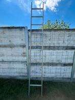 À vendre échelle en aluminium, Doe-het-zelf en Bouw, Ladders en Trappen, Ladder, Gebruikt