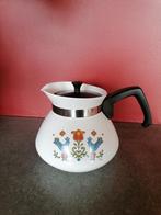 Vintage koffiekan.  1975, Corning Ware Country koffiekan, Ophalen