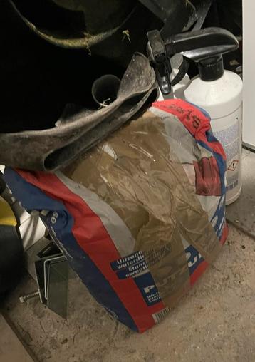 Beton, mortier etc. beschikbaar voor biedingen