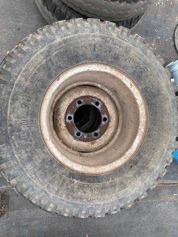 Te koop: 2 gebruikte BKT banden met velg beschikbaar voor biedingen