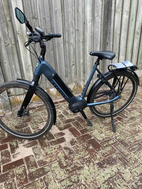 Gazelle elektrische fiets 500watt accu bouwjaar 2022, Fietsen en Brommers, Elektrische fietsen, Zo goed als nieuw, Gazelle, Ophalen