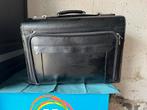 Pilot case en cuir sur roulettes, Enlèvement, Comme neuf, Cuir, Roulettes