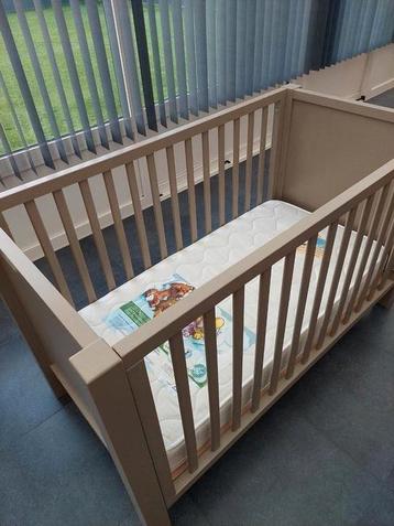 Babybedje Quax  beschikbaar voor biedingen