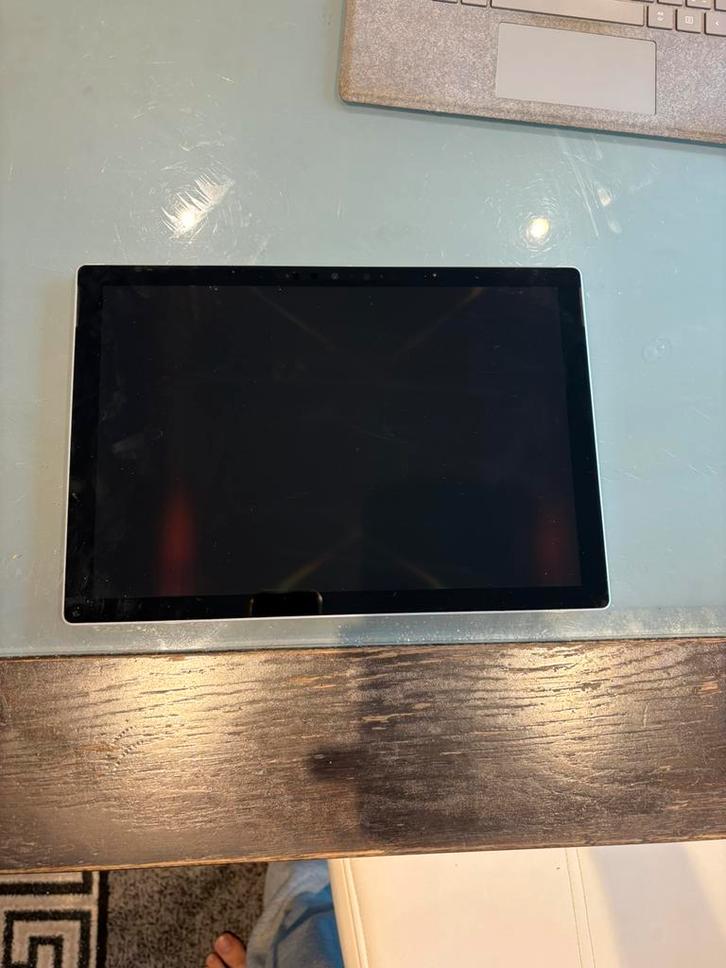 Microsoft Surface Pro 7, Computers en Software, Windows Laptops, 12 inch, SSD, Minder dan 2 Ghz, 4 GB, Azerty, Met touchscreen