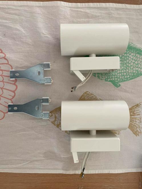 2 applique IKEA NYMÅNE (blanc, up/down) – super état – Uccle, Huis en Inrichting, Lampen | Overige, Zo goed als nieuw, Ophalen