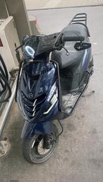 Piaggio zip 50cc 4t (full option), Fietsen en Brommers, Scooters | Piaggio, Ophalen, Zo goed als nieuw, Zip
