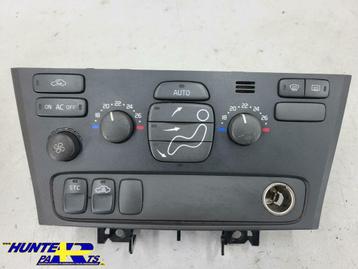 Kachelbedieningspaneel Volvo V70/XC70/S60 ('00-'09) 8682930 beschikbaar voor biedingen