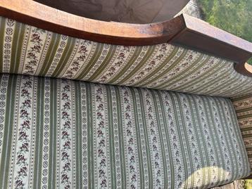 Sofa beschikbaar voor biedingen