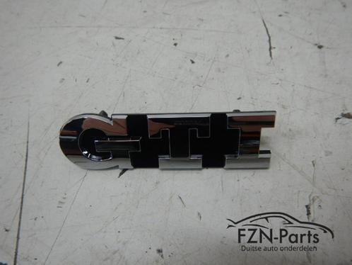 VW Golf 7 GTI Grille Embleem Logo Chrome Letters 5G0853679AF, Auto-onderdelen, Overige Auto-onderdelen, Gebruikt, Ophalen of Verzenden