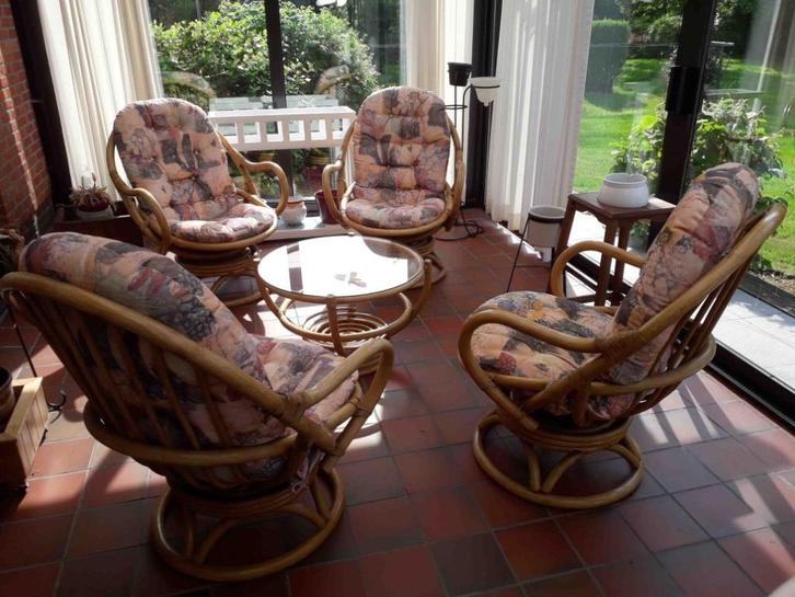 Rotan terrasmeubel, Tuin en Terras, Tuinsets en Loungesets, Gebruikt, Loungeset, Rotan, 4 zitplaatsen, Bijzettafel, Stoel, Ophalen