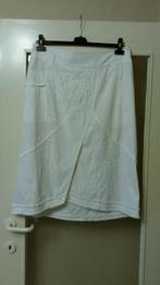 Witte rok zeer goede staat en kwaliteit, Kleding | Dames, Rokken, Expresso, Maat 42/44 (L), Onder de knie, Wit