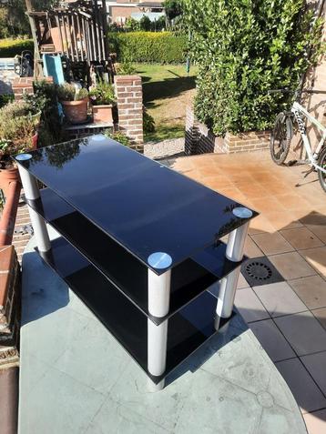 salontafel  beschikbaar voor biedingen