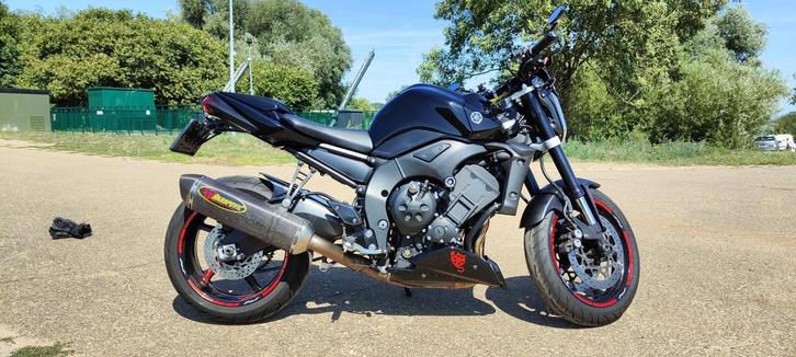 Yamaha FZ1-N 2008 met leuke extra's. 31***km loopt nog op, Motoren, Motoren | Yamaha, Particulier, Naked bike, meer dan 35 kW
