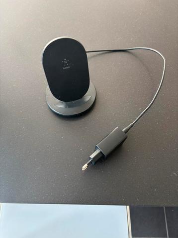 Draadloze oplader Belkin / apple  beschikbaar voor biedingen
