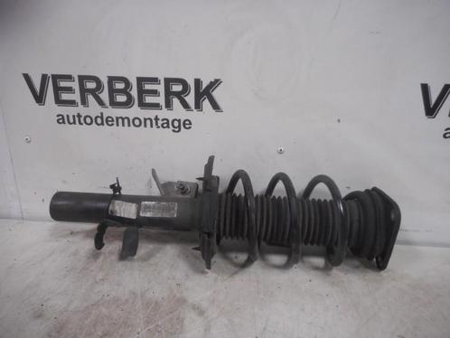 SCHOKBREKER RECHTS VOOR Ford Focus (BV6118045TBE), Auto-onderdelen, Ophanging en Onderstel, Ford, Gebruikt