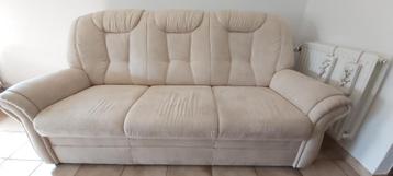 3-zitsbank beschikbaar voor biedingen