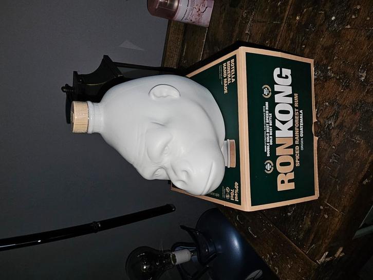 RUM Ron Kong spiced rainforest rum, Verzamelen, Wijnen, Ophalen