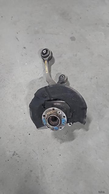 Fusee linksvoor met draagarm BMW 5 serie E60 E61 31216760954 beschikbaar voor biedingen