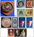 ABL Lot MilitariaTegels Crests Schotels Vaandel Manchetten, Verzamelen, Militaria | Algemeen, Embleem of Badge, Landmacht, Verzenden