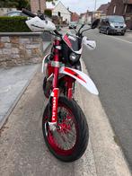 RIEJU MRT 50 SM TROPHY, Fietsen en Brommers, 6 versnellingen, Zo goed als nieuw, 50 cc, Ophalen