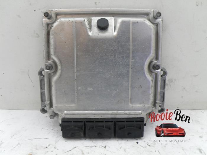 Ordinateur gestion moteur d'un Renault Trafic, Autos : Pièces & Accessoires, Électronique & Câbles, Renault, Utilisé, 3 mois de garantie