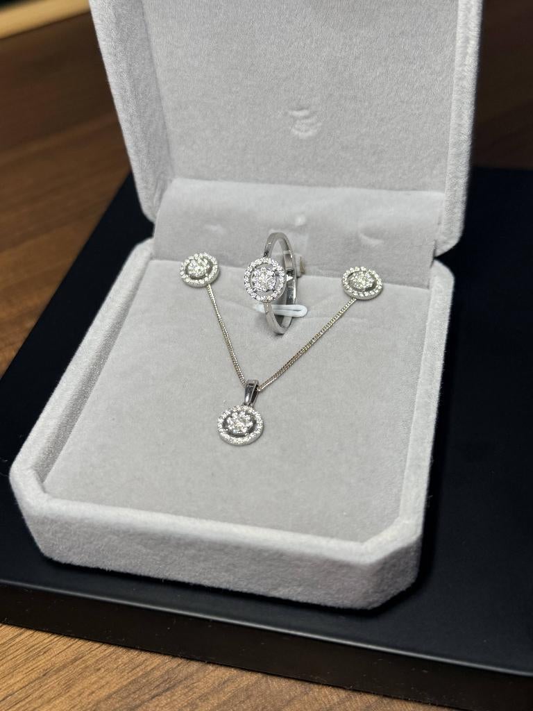 Ensemble OR 18K Diamants Naturels + Certificat, Bijoux, Sacs & Beauté, Colliers, Neuf, Or, Or, Enlèvement