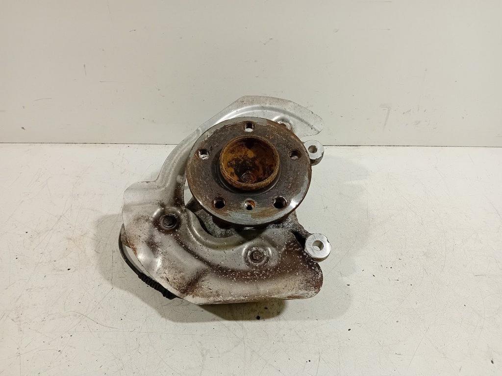 Wielnaaf links voor BMW i3, Onderdelen@venauto.nl, Van der Ven Autorecycling B.V., Gebruikt, Ettenseweg 76, 4706 PB Roosendaal, The Netherlands