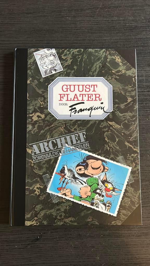Guust Flater – Archief: Zorgvuldig Behandelen (Hardcover), Boeken, Stripverhalen, Zo goed als nieuw, Ophalen of Verzenden