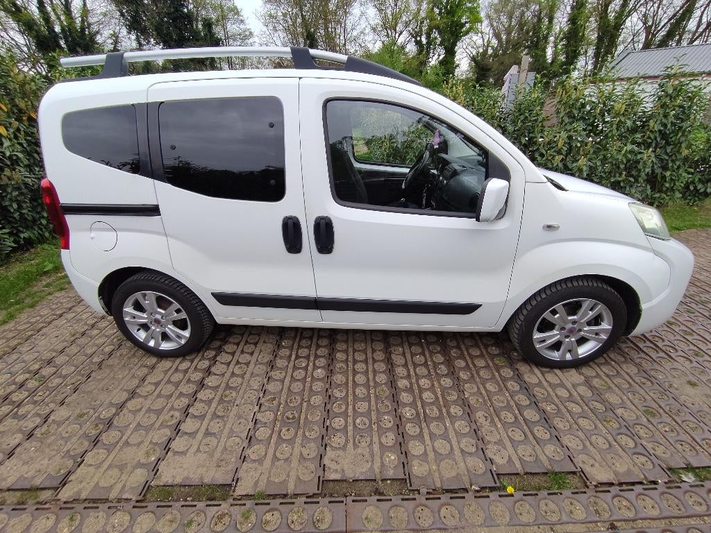 Fiat qubo met airco en cruise control, Autos, Achat, Cruise Control, Noir, 5 portes